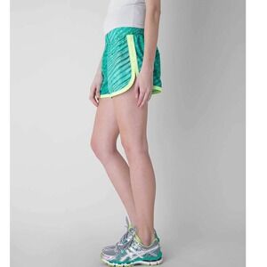 Under Armour Charged Running Shorts Women L Reflective Great Escape Large Fitted